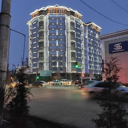 Квартира В Центре Города Худжанда Exterior foto
