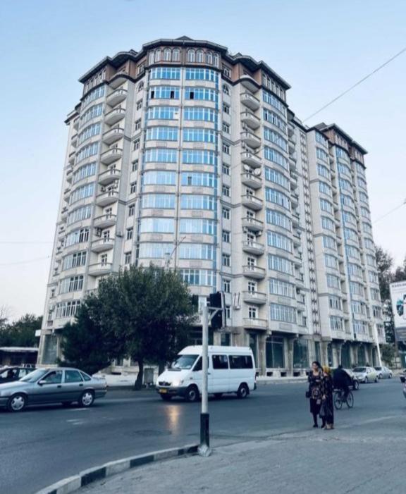 Квартира В Центре Города Худжанда Exterior foto